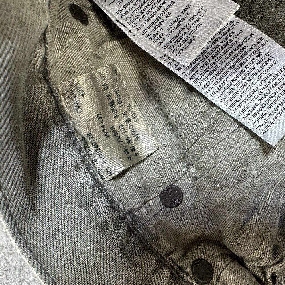 Levi’s 501 CT Jeans Men 32x28 Grey Distressed Custom Tapered - Picture 9 of 16